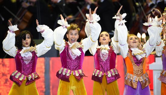St. Petersburg Governor holds SPIEF celebrations