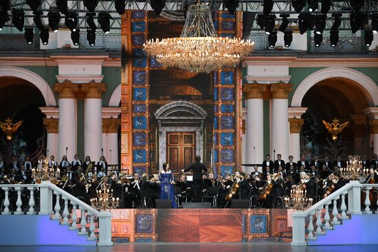 St. Petersburg Governor holds SPIEF celebrations