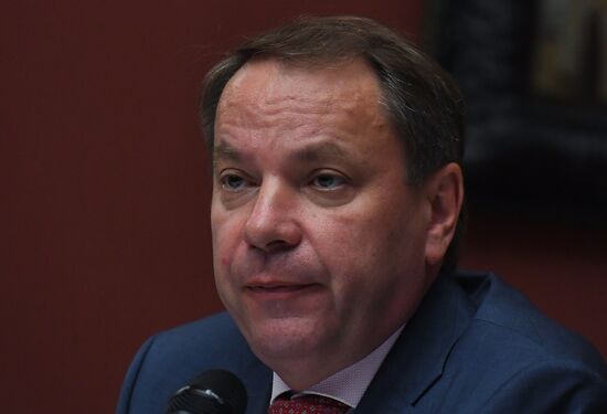 Briefing on damage to Ilya Repin's  painting in Tretyakov Gallery in Moscow.