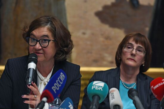 Briefing on damage to Ilya Repin's  painting in Tretyakov Gallery in Moscow.