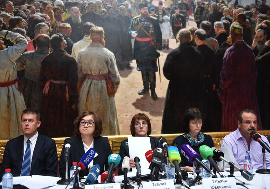 Briefing on damage to Ilya Repin's  painting in Tretyakov Gallery in Moscow.