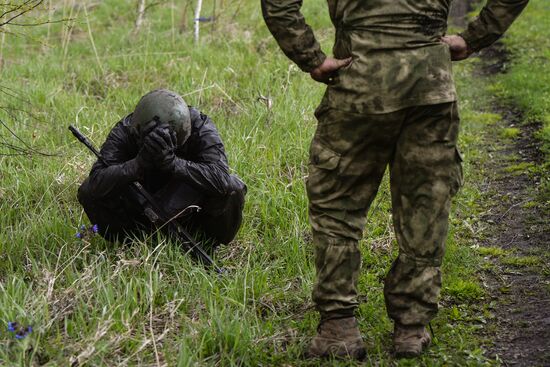 Qualification tests for the right to wear crimson beret