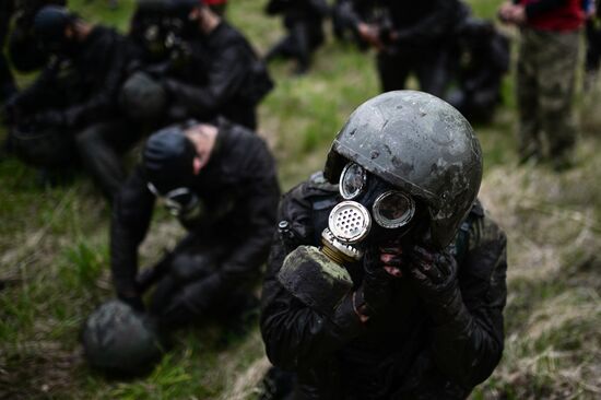 Qualification tests for the right to wear crimson beret