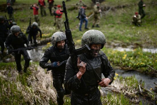 Qualification tests for the right to wear crimson beret