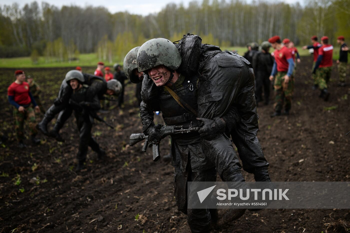 Qualification tests for the right to wear crimson beret