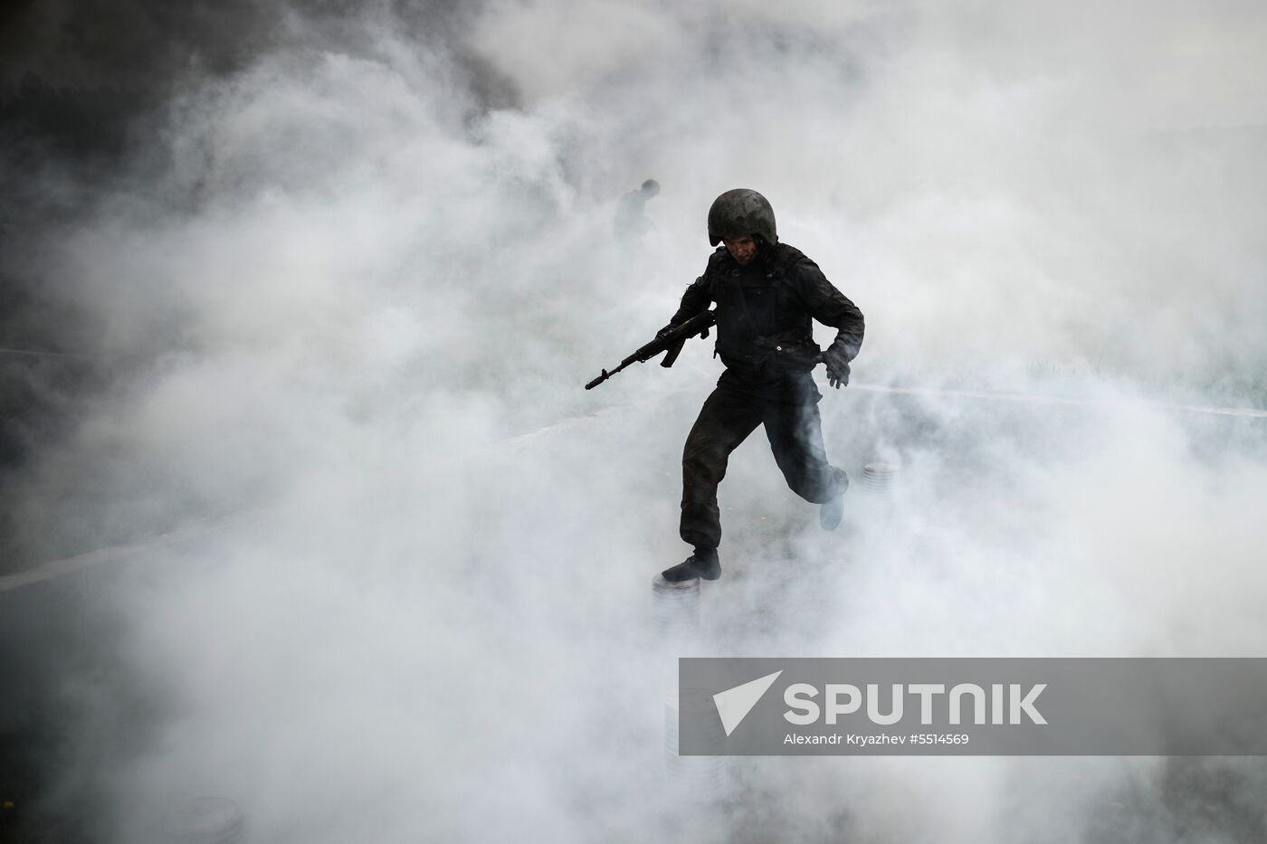 Qualification tests for the right to wear crimson beret