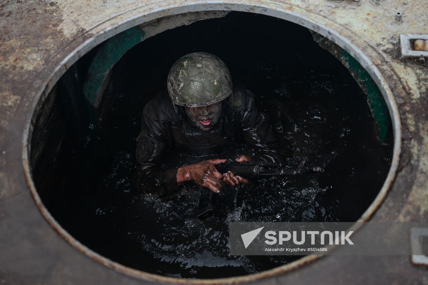 Qualification tests for the right to wear crimson beret