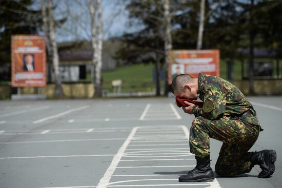 Qualification tests for the right to wear crimson beret