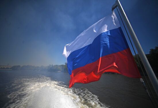 Nadezhda fireboat