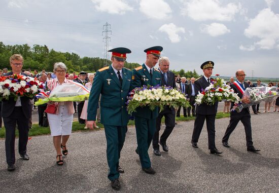 Unveiling of obelisk to Russian Expeditionary Force in France