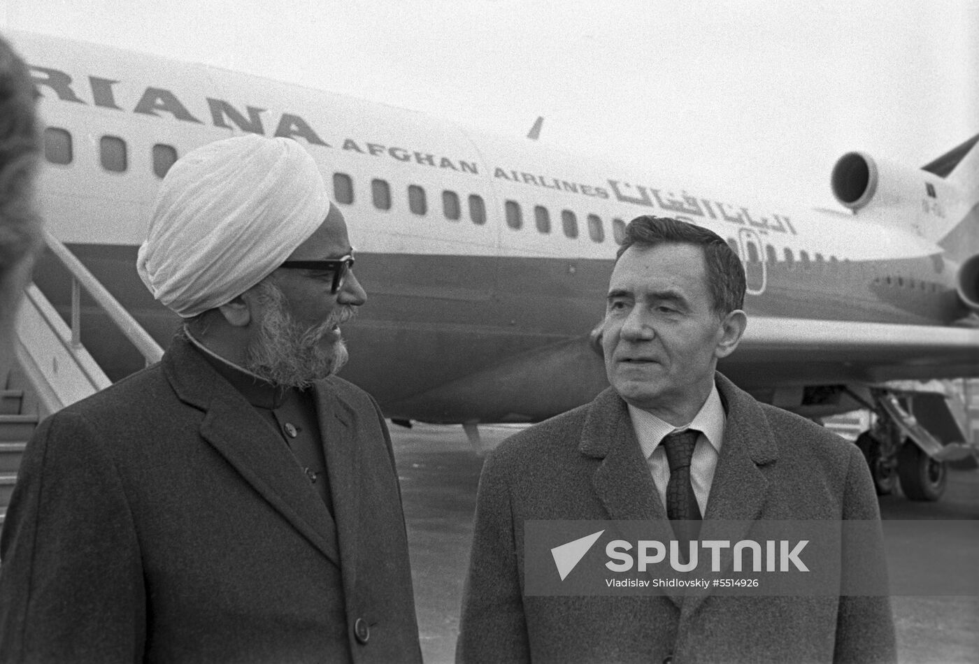 Indian Foreign Minister Sardar Swaran Singh visits USSR