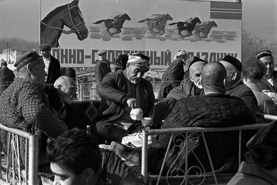 Pakhta-Bairam cotton festival