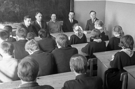 Panevezys Russian-language school No. 2 in Lithuanian SSR