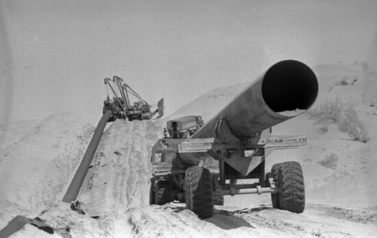 Construction of third phase of Central Asia - Center gas pipeline