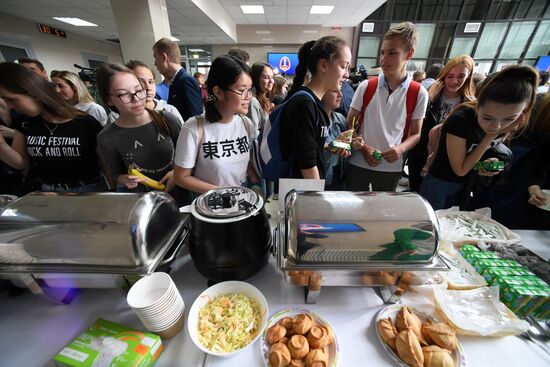 Volunteers prepare for 2018 FIFA World Cup