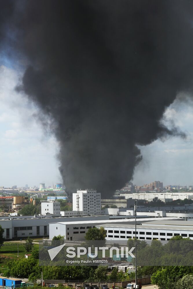 Fire in Moscow's Pechatniki District