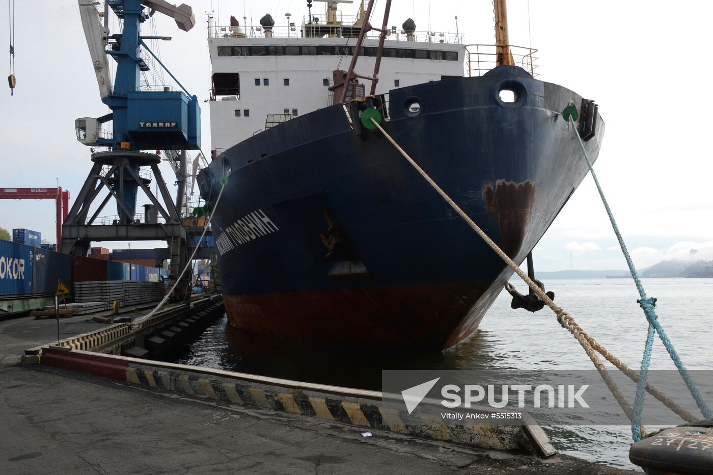 Diesel-electric ship Vasily Golovnin