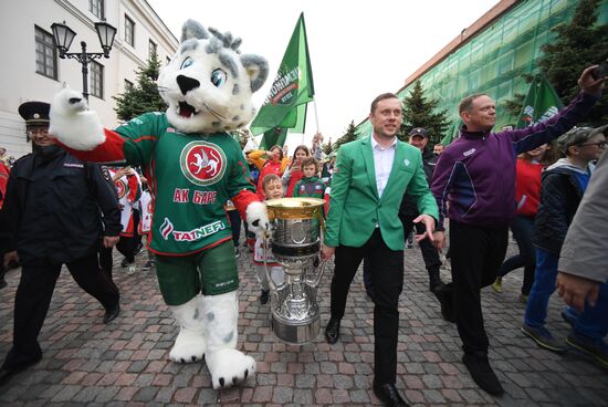 HC Ak Bars' champion parade