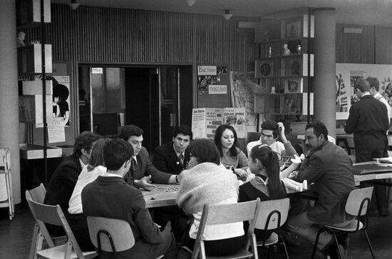 Youth delegation from Venezuela visits USSR