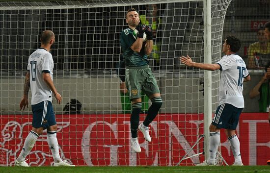 Austria Russia Soccer