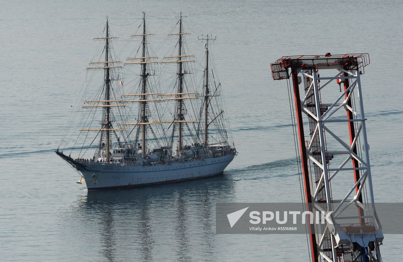 Japan's Kaiwo Maru tall ship welcomed at Vladivostok port