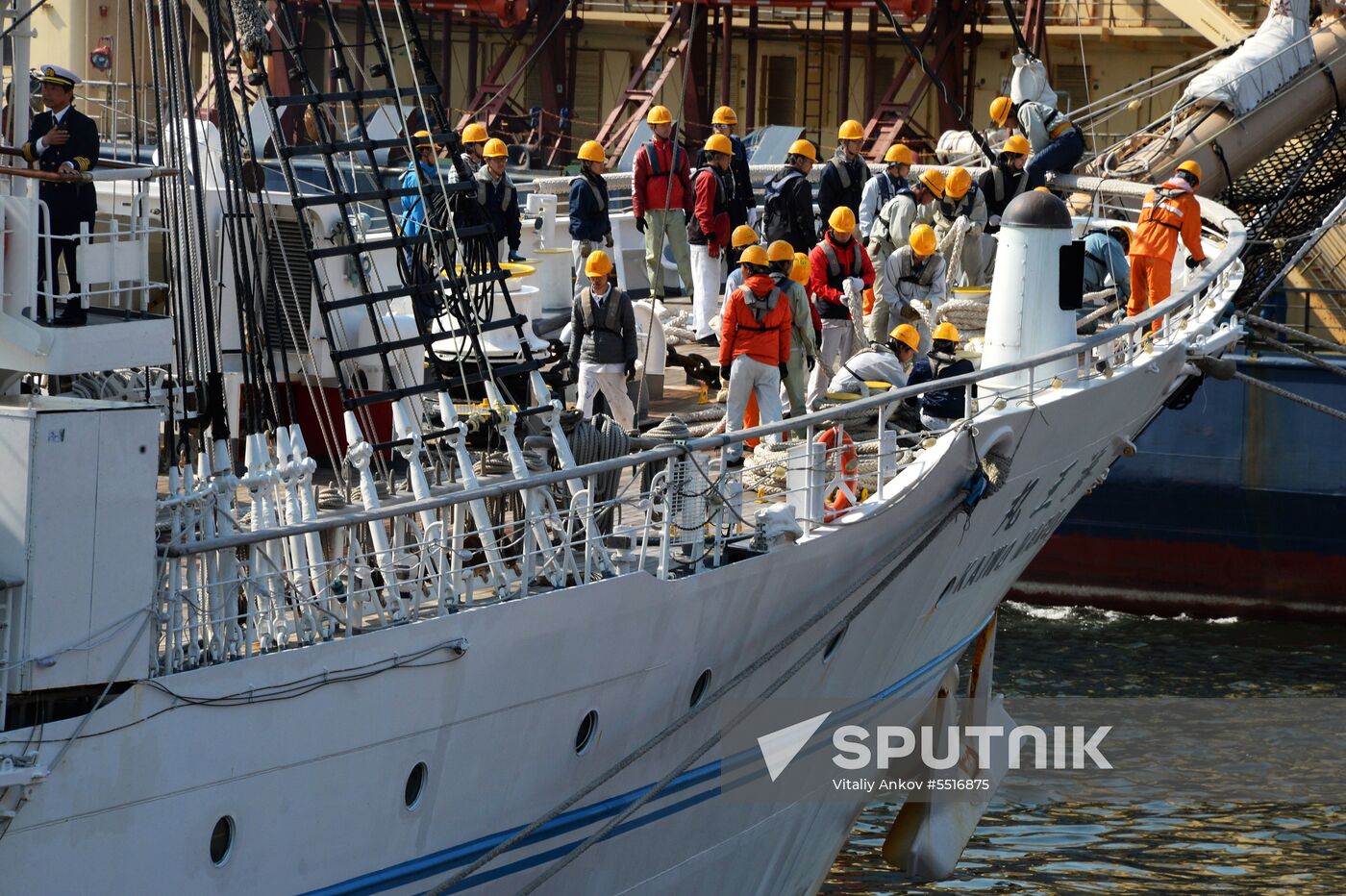 Japan's Kaiwo Maru tall ship welcomed at Vladivostok port
