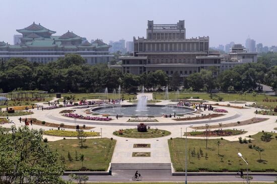 Cities of the world. Pyongyang