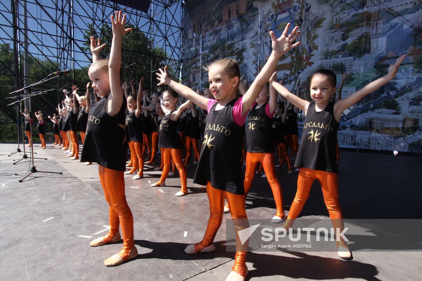 International Children's Day in Donetsk and Lugansk