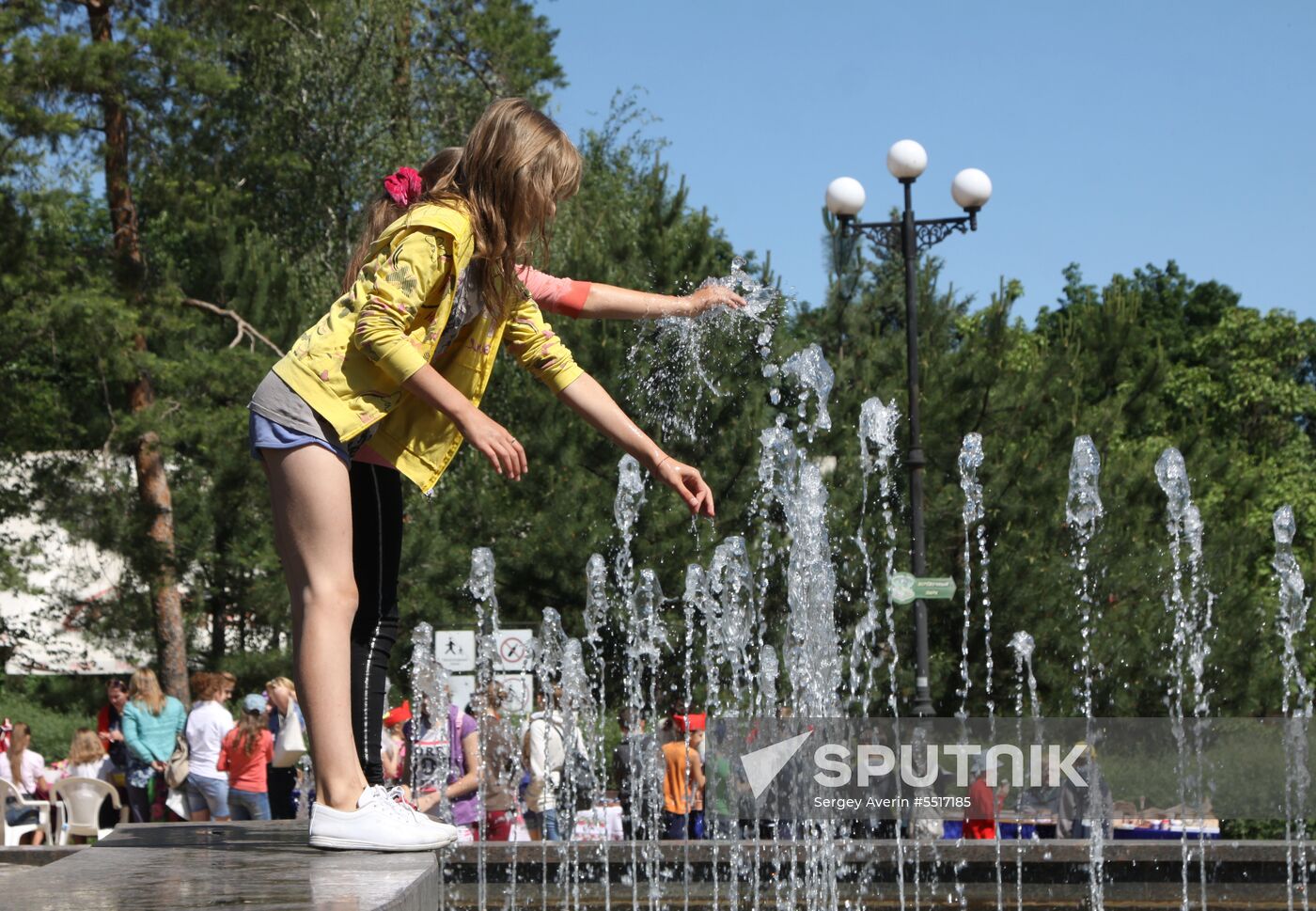 International Children's Day in Donetsk and Lugansk