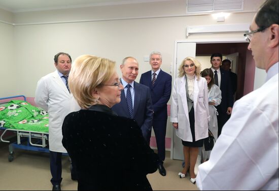President Vladimir Putin visits Morozov Children's Hospital