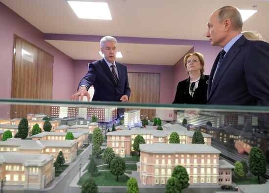 President Vladimir Putin visits Morozov Children's Hospital