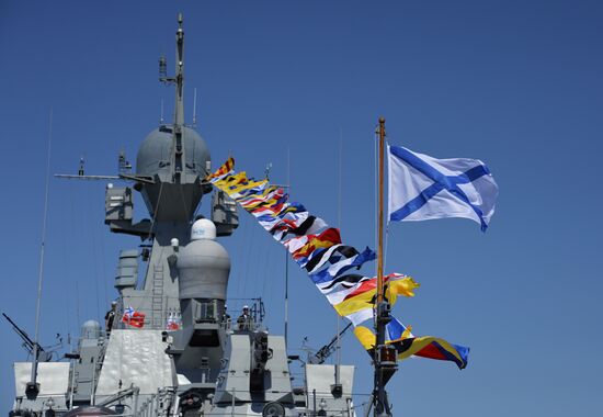 Vyshny Volochek corvette hoists St. Andrew's flag in Sevastopol