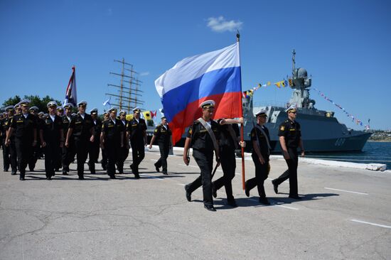 Vyshny Volochek corvette hoists St. Andrew's flag in Sevastopol