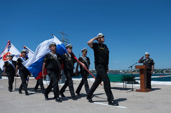 Vyshny Volochek corvette hoists St. Andrew's flag in Sevastopol