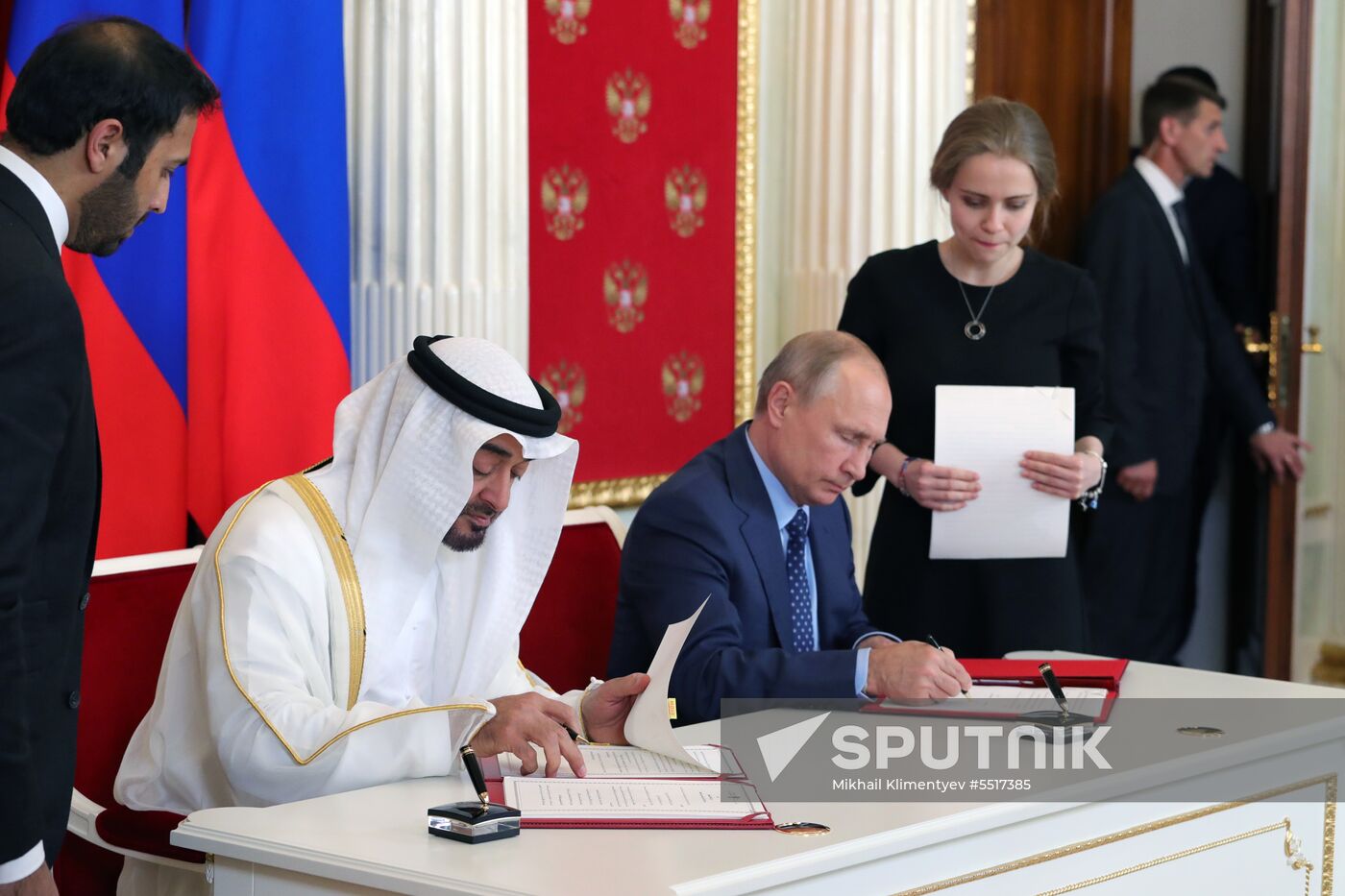 President Putin meets with Crown Prince of Abu Dhabi Mohammed Al Nahyan