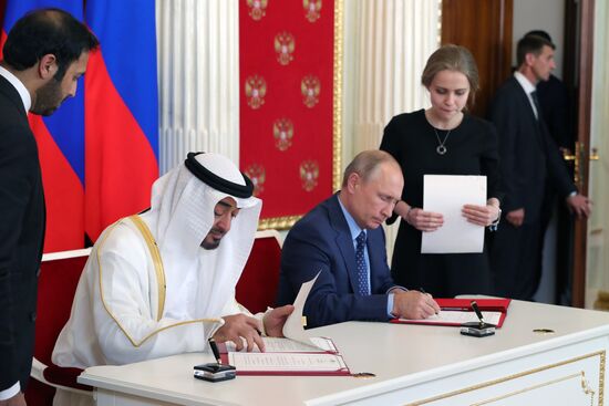 President Putin meets with Crown Prince of Abu Dhabi Mohammed Al Nahyan