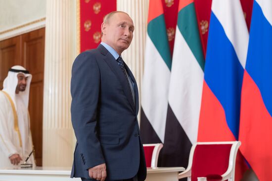 President Putin meets with Crown Prince of Abu Dhabi Mohammed Al Nahyan