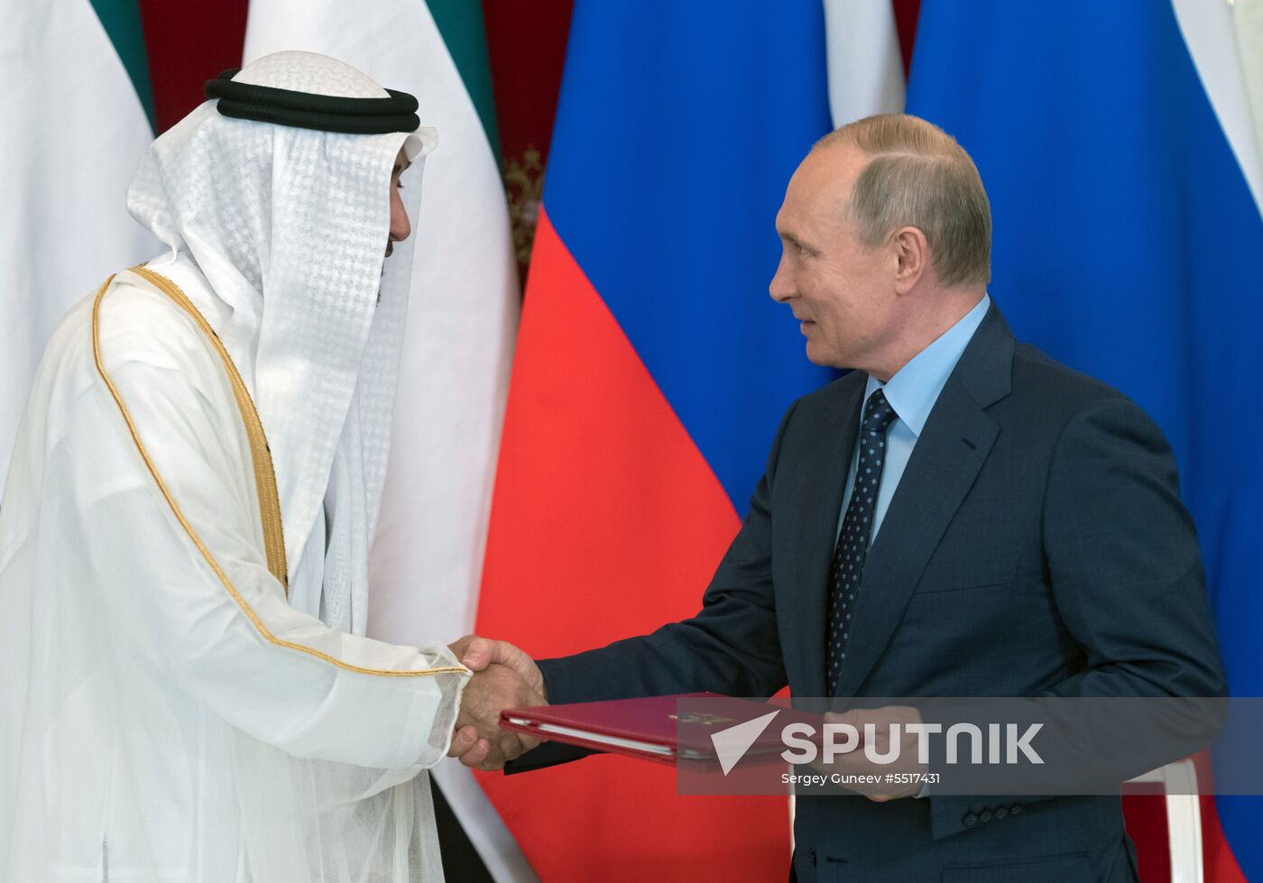 President Putin meets with Crown Prince of Abu Dhabi Mohammed Al Nahyan