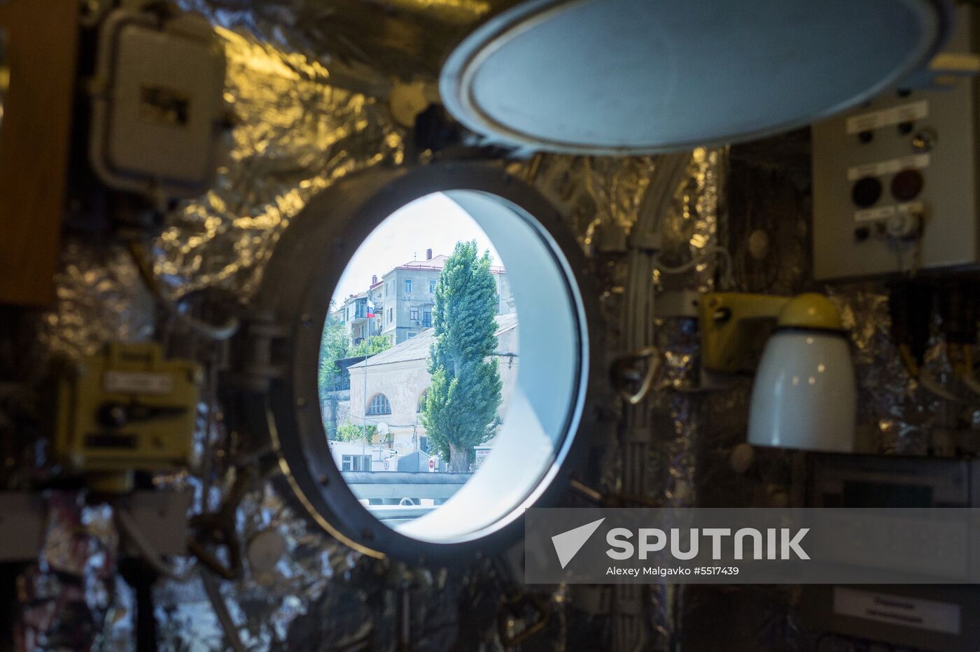 Vyshny Volochek corvette hoists St. Andrew's flag in Sevastopol