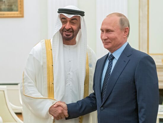 President Putin meets with Crown Prince of Abu Dhabi Mohammed Al Nahyan