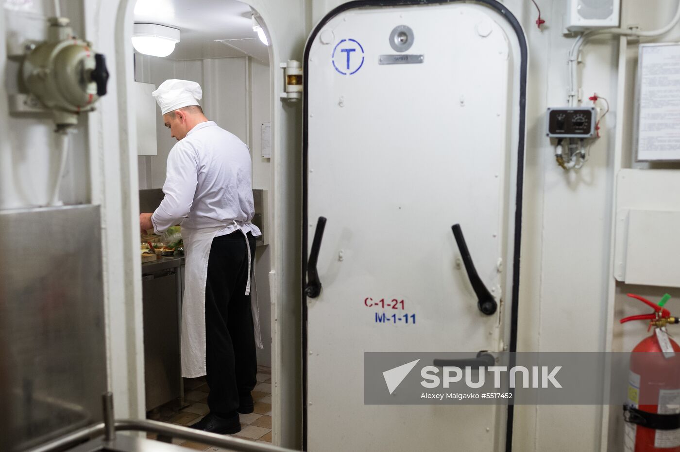 Vyshny Volochek corvette hoists St. Andrew's flag in Sevastopol