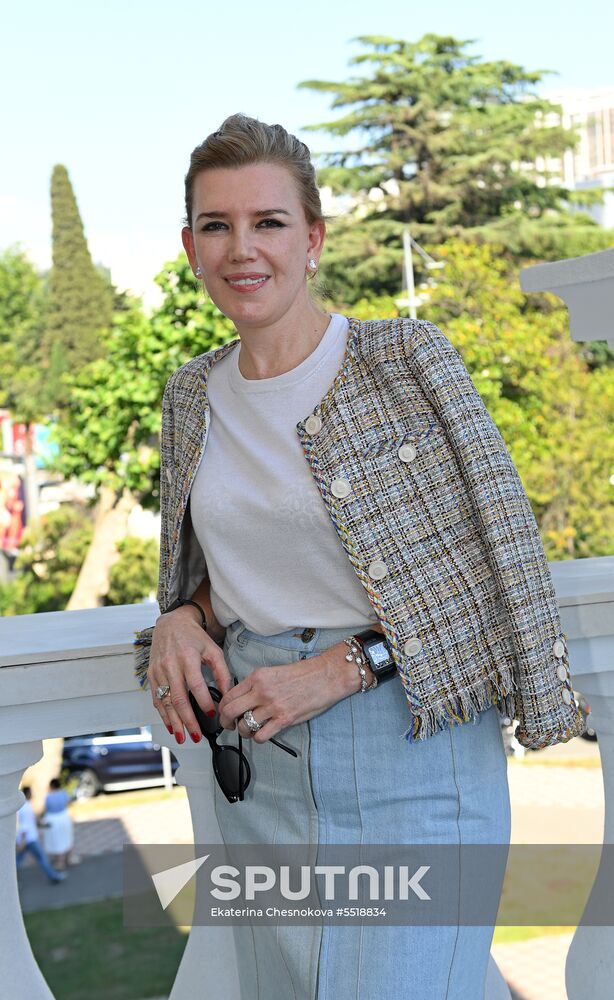 Hello magazine hosts brunch during Kinotavr film festival