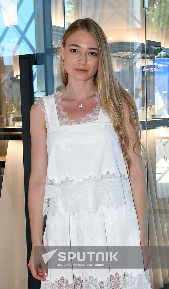 Hello magazine hosts brunch during Kinotavr film festival