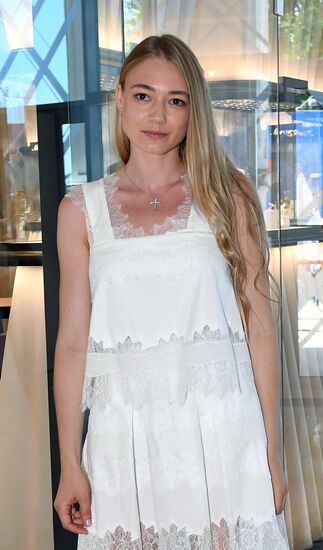 Hello magazine hosts brunch during Kinotavr film festival