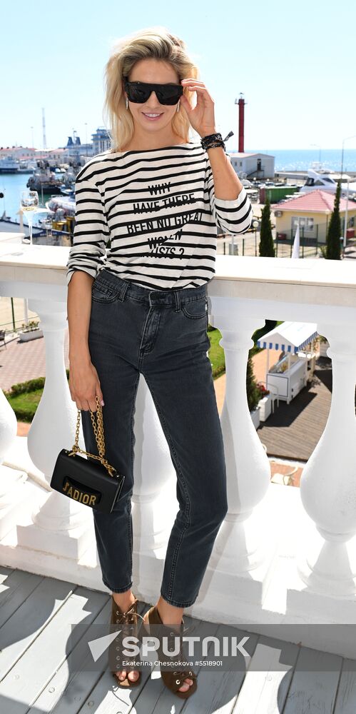 Hello magazine hosts brunch during Kinotavr film festival