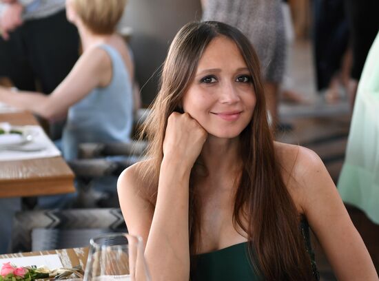 Hello magazine hosts brunch during Kinotavr film festival