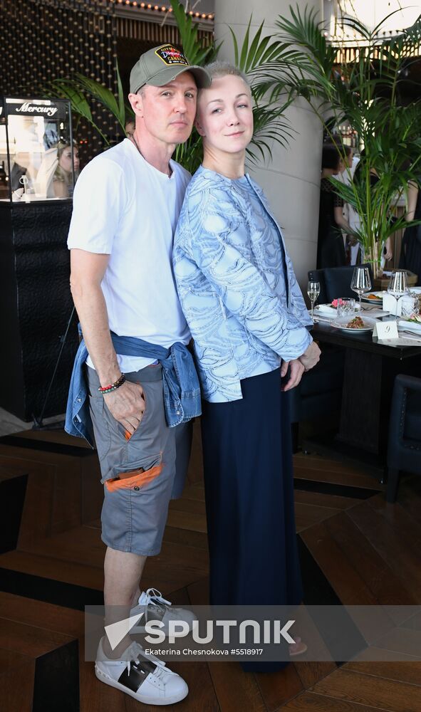 Hello magazine hosts brunch during Kinotavr film festival