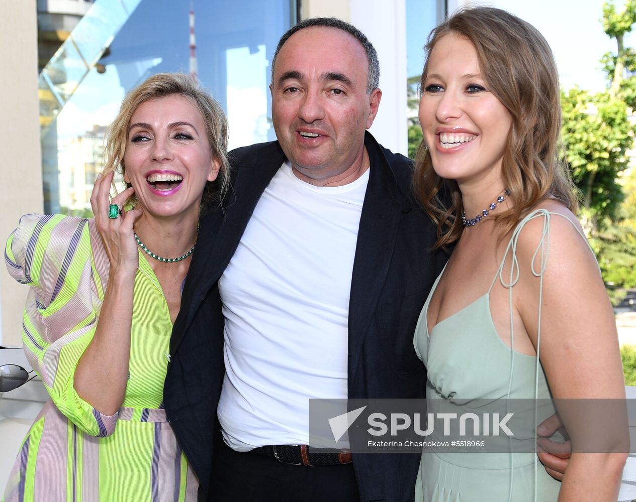 Hello magazine hosts brunch during Kinotavr film festival