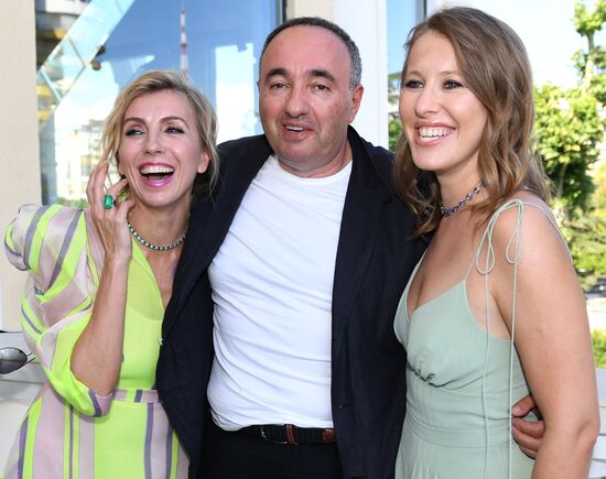 Hello magazine hosts brunch during Kinotavr film festival