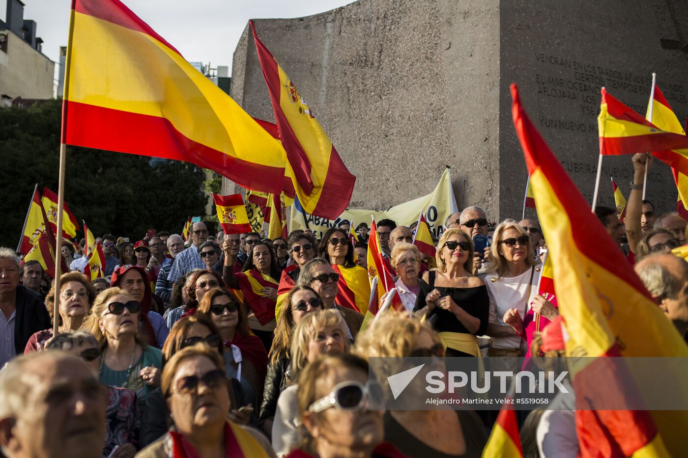 Protest in Madrid against change of government